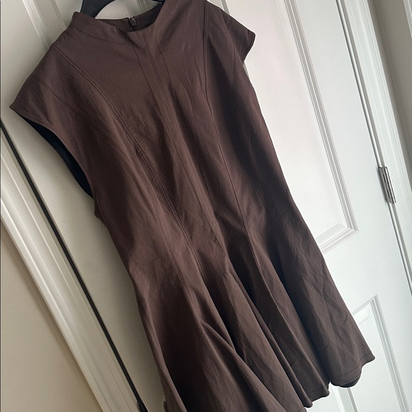 ZARA MINI GODET DRESS
ZW COLLECTION

Zara Chocolate Brown Mini Dress
21 - Picture 8 of 11